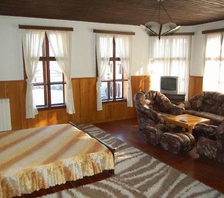 Trevnenski Kat Hotel Трявна Экстерьер фото
